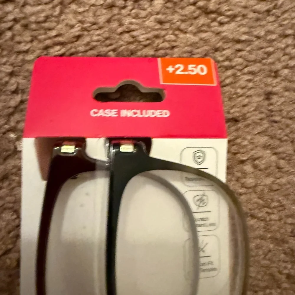 2 Pack Foster Grant Reading Glasses +2.50 Fashion Doubles Spring Hinges Case Inc
